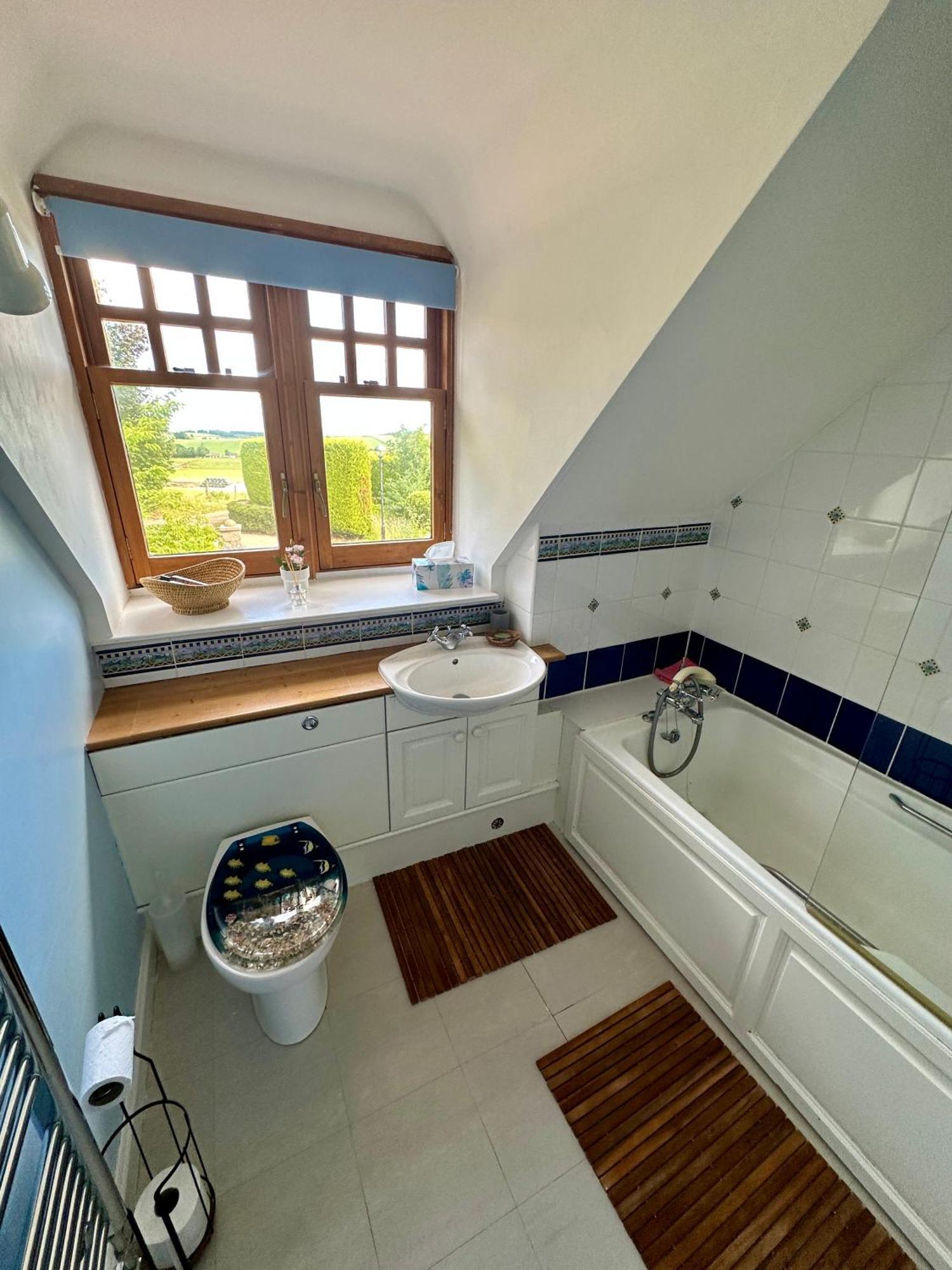 Awakening Alchemy Retreat Centre Bed & Breakfast Inverurie ภายนอก รูปภาพ