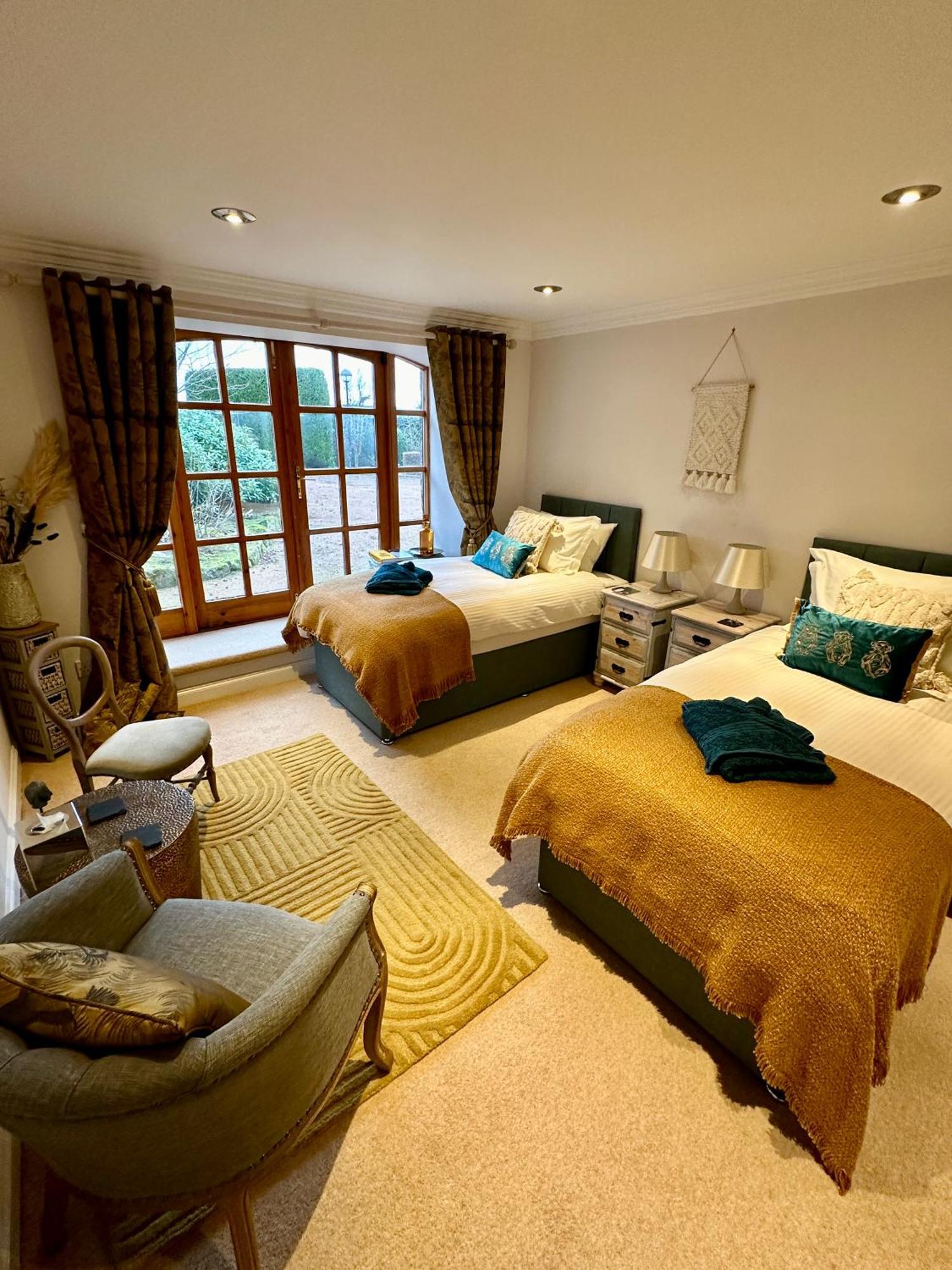 Awakening Alchemy Retreat Centre Bed & Breakfast Inverurie ภายนอก รูปภาพ